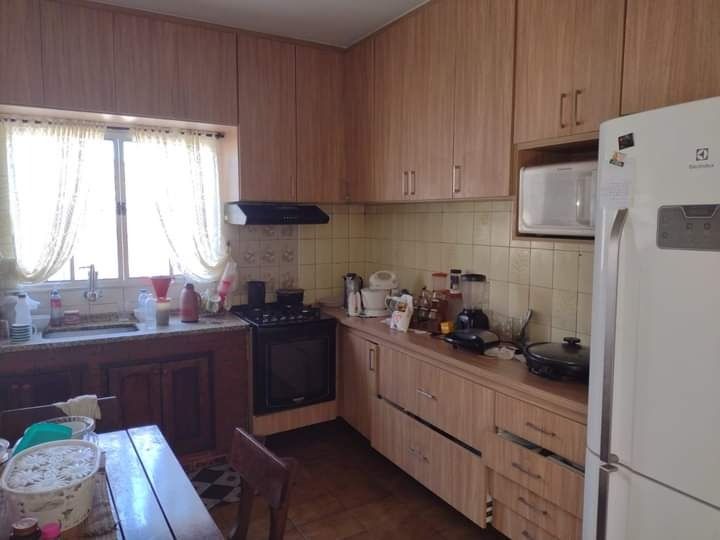 Casa, 3 quartos, 250 m² - Foto 6