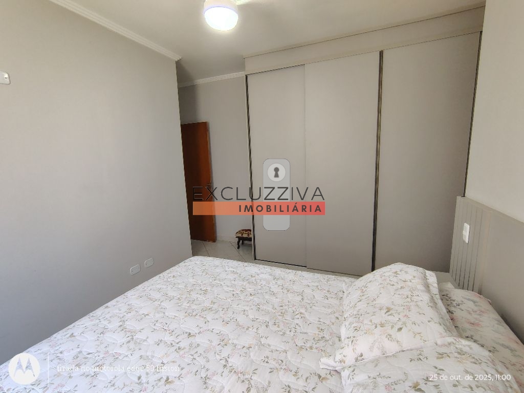 Charmosa casa à venda no Condomínio Jardim de Alah em Taubaté