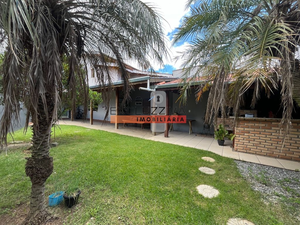 Casa, 5 quartos, 302 m² - Foto 2