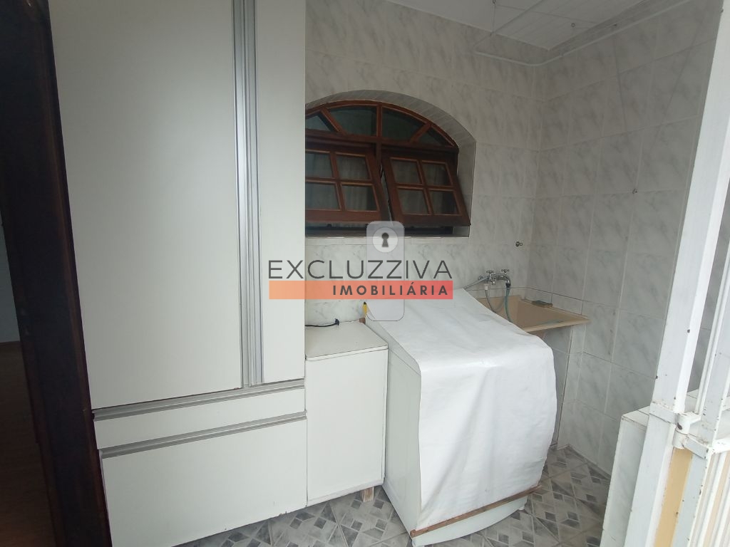 Casa à venda com 2 dormitórios e ampla área de lazer no Areão, Taubaté