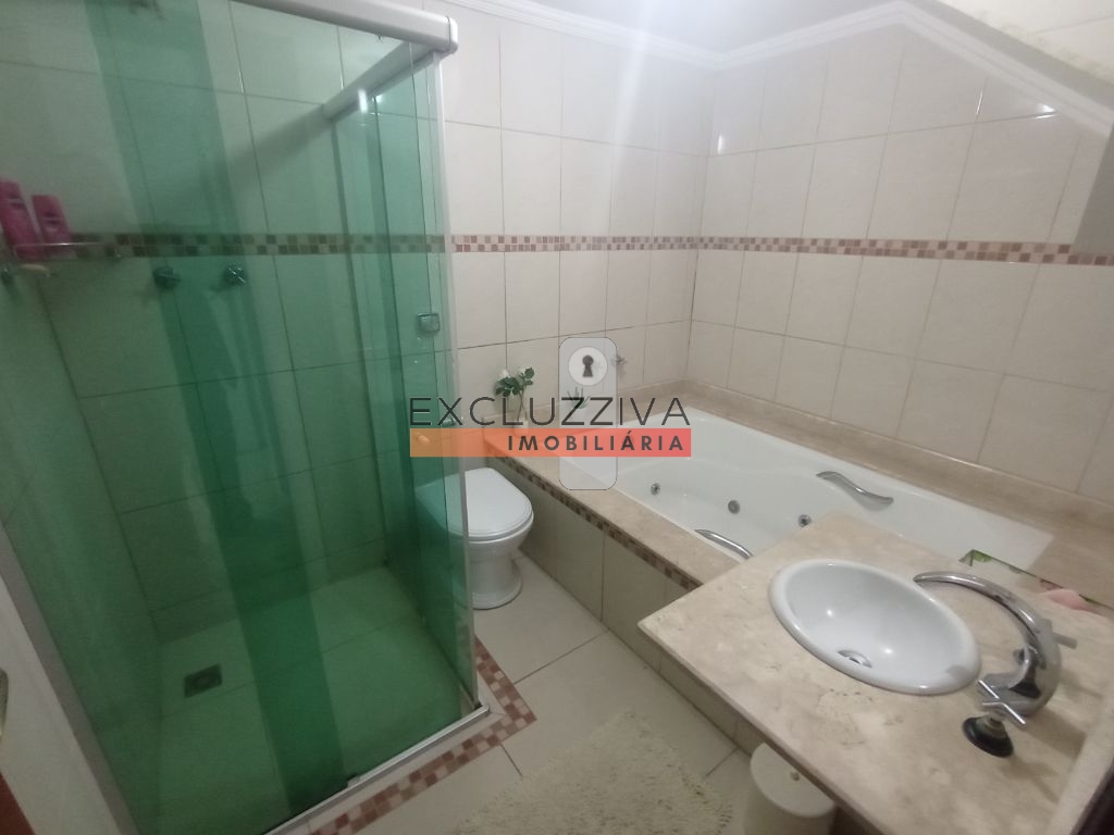 Casa à venda com 2 dormitórios e ampla área de lazer no Areão, Taubaté