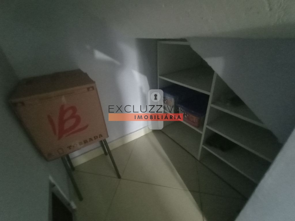 Casa à venda com 2 dormitórios e ampla área de lazer no Areão, Taubaté