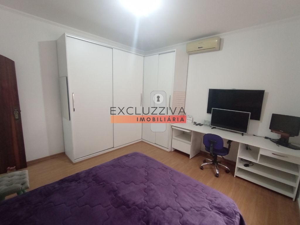 Casa à venda com 2 dormitórios e ampla área de lazer no Areão, Taubaté