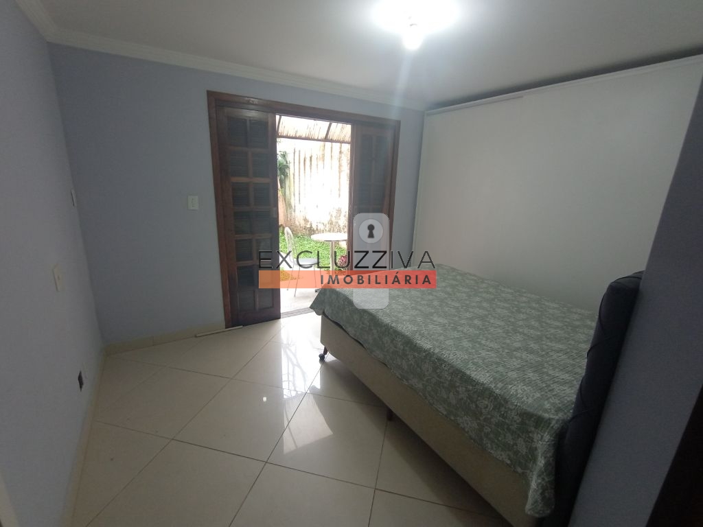 Casa à venda com 2 dormitórios e ampla área de lazer no Areão, Taubaté