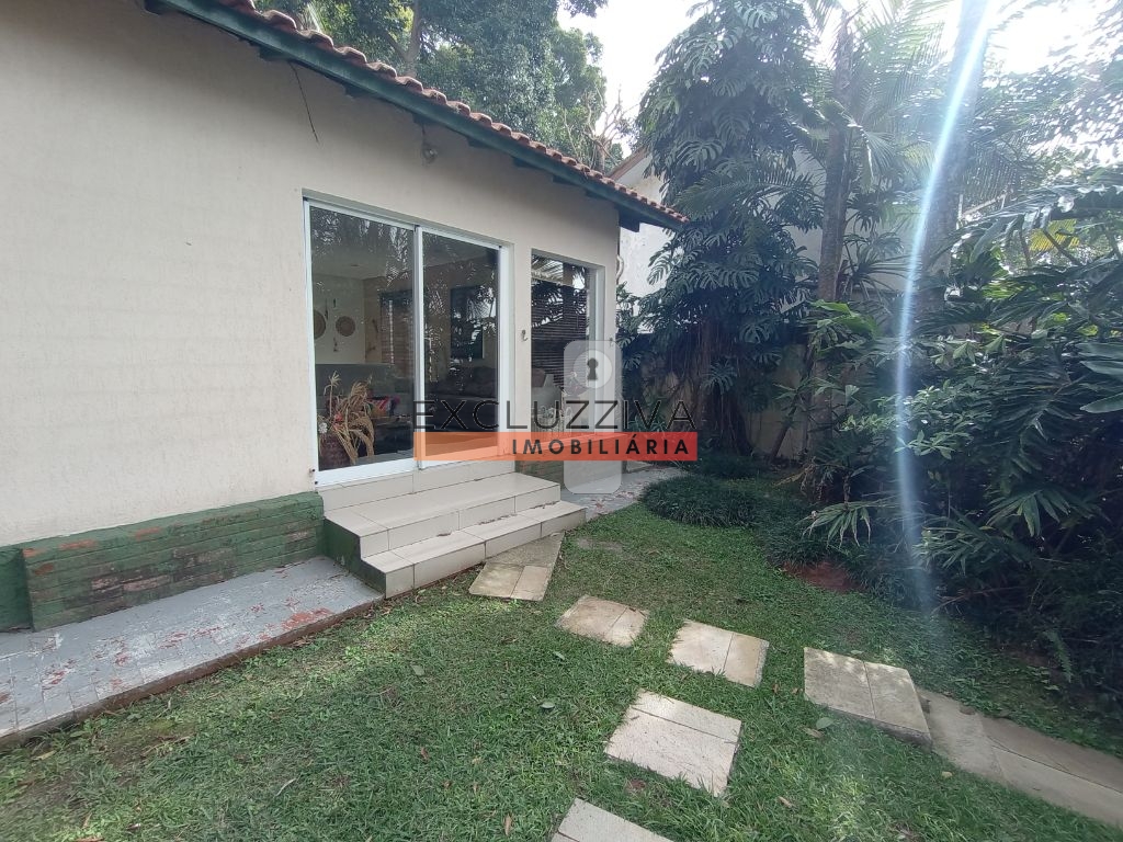 Luxuosa mansão de alto padrão com 6 dormitórios na Praia da Lagoa - São Paulo
