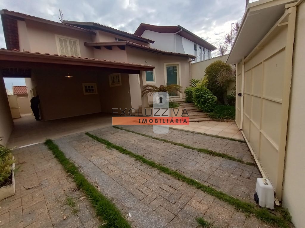 Sobrado, 3 quartos, 218 m² - Foto 2