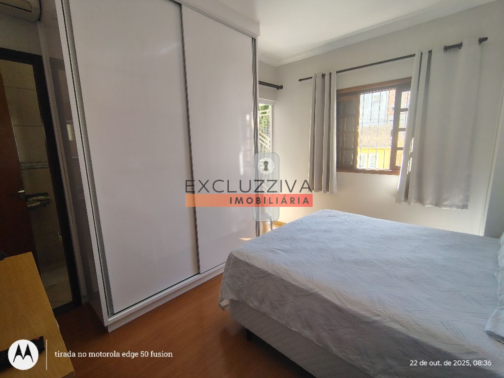 Casa à venda em Taubaté: 3 dormitórios, suíte, garagem coberta!
