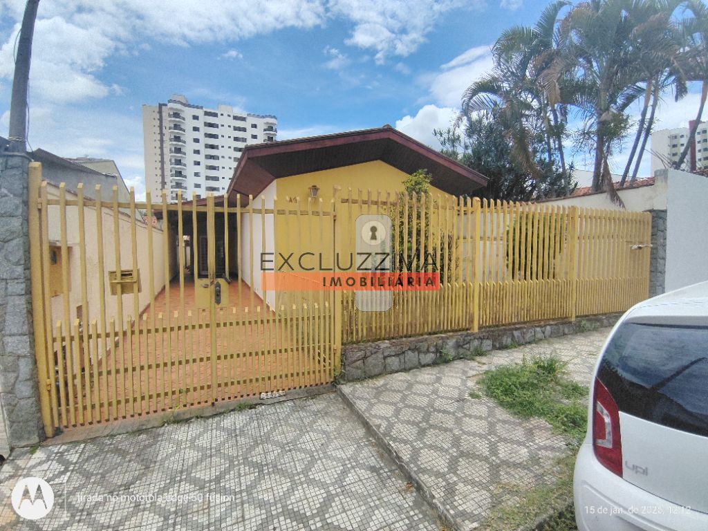 Casa, 3 quartos, 220 m² - Foto 1