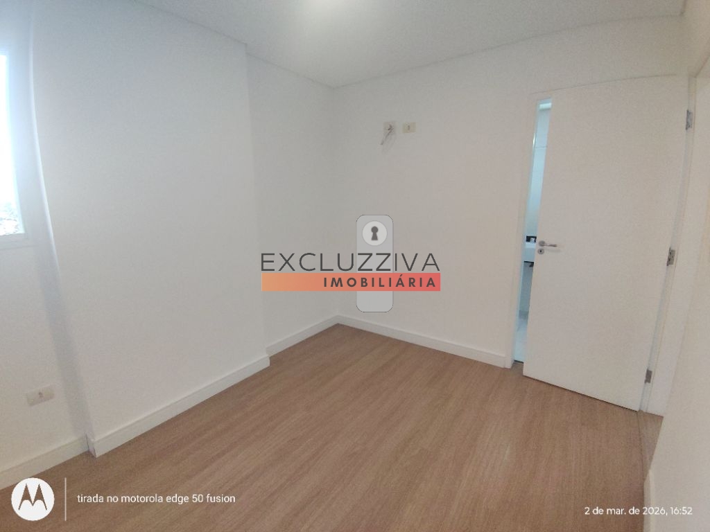 Cobertura Duplex com 4 Suítes para Alugar no Residencial Placere em Taubaté com entrada privativa para o Taubaté Shoppping