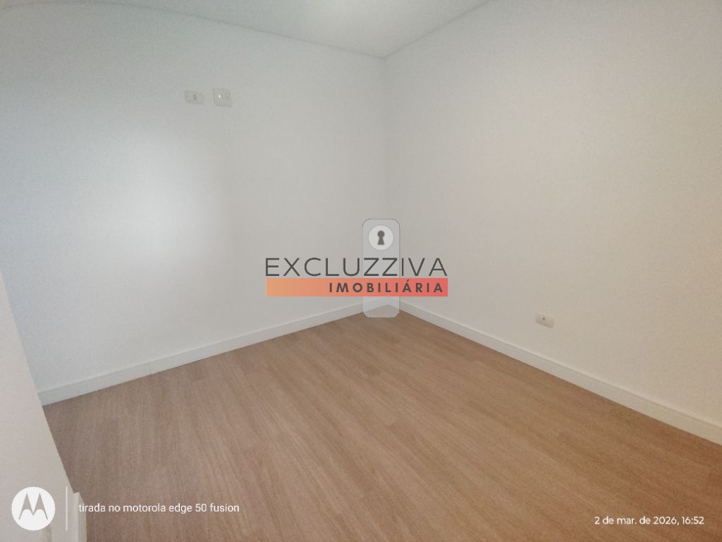 Cobertura Duplex com 4 Suítes para Alugar no Residencial Placere em Taubaté com entrada privativa para o Taubaté Shoppping