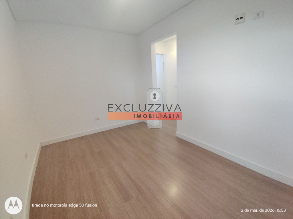 Cobertura Duplex com 4 Suítes para Alugar no Residencial Placere em Taubaté com entrada privativa para o Taubaté Shoppping