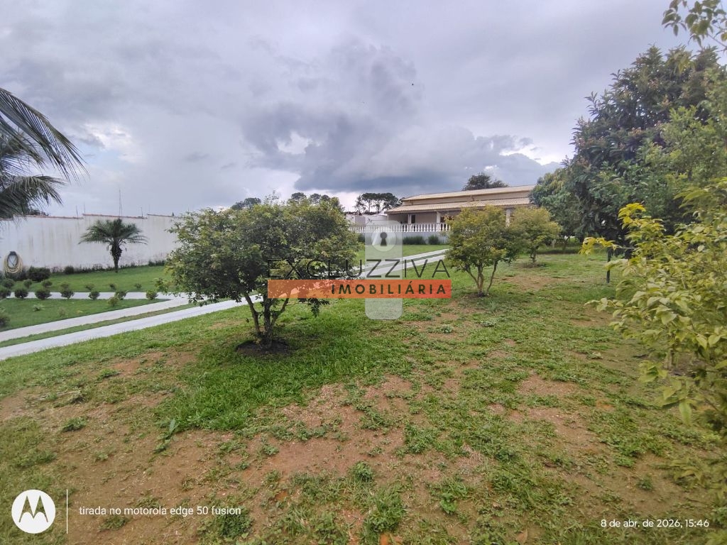 Chácara, 2 quartos, 1045 m² - Foto 2