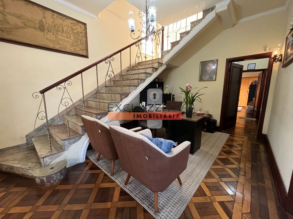 Sobrado, 5 quartos, 260 m² - Foto 1