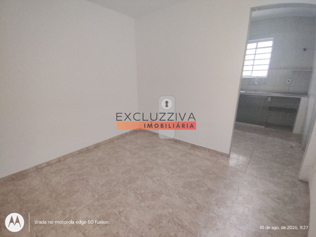 Casa padrão à venda e locação em vila paulista, taubaté