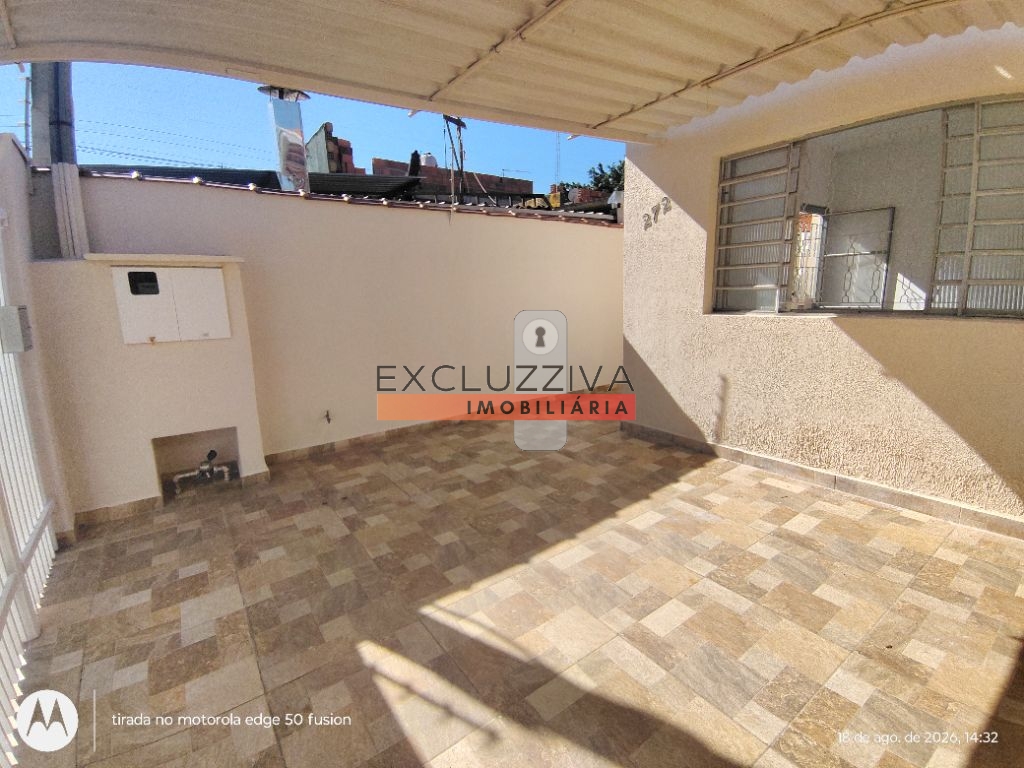 Casa Padrão à Venda no Jardim Independência em Taubaté