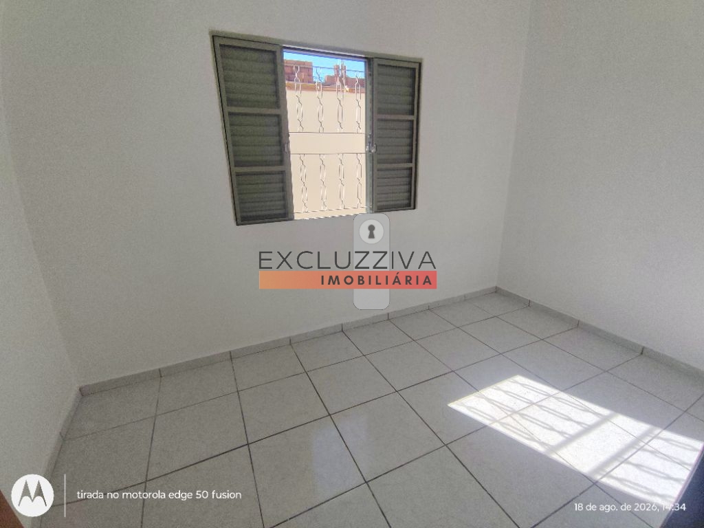 Casa Padrão à Venda no Jardim Independência em Taubaté