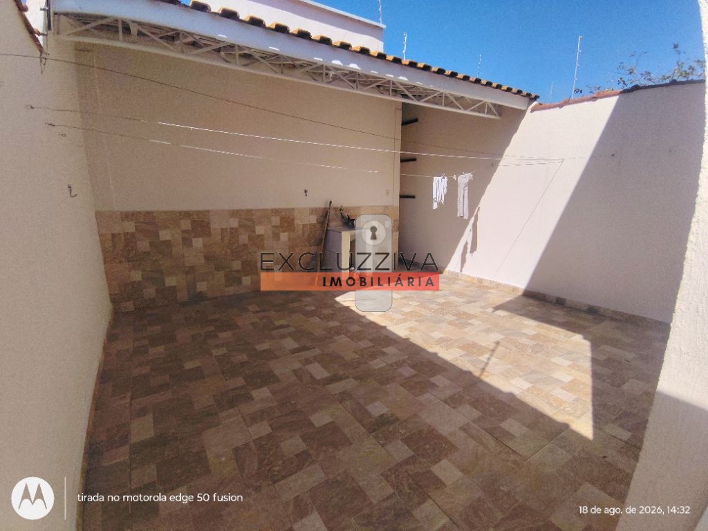 Casa Padrão à Venda no Jardim Independência em Taubaté