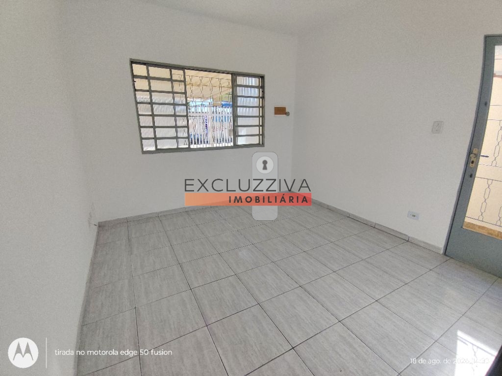 Casa Padrão à Venda no Jardim Independência em Taubaté