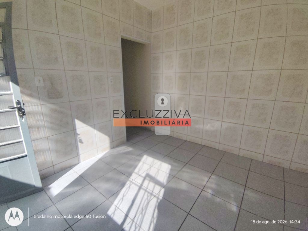 Casa Padrão à Venda no Jardim Independência em Taubaté