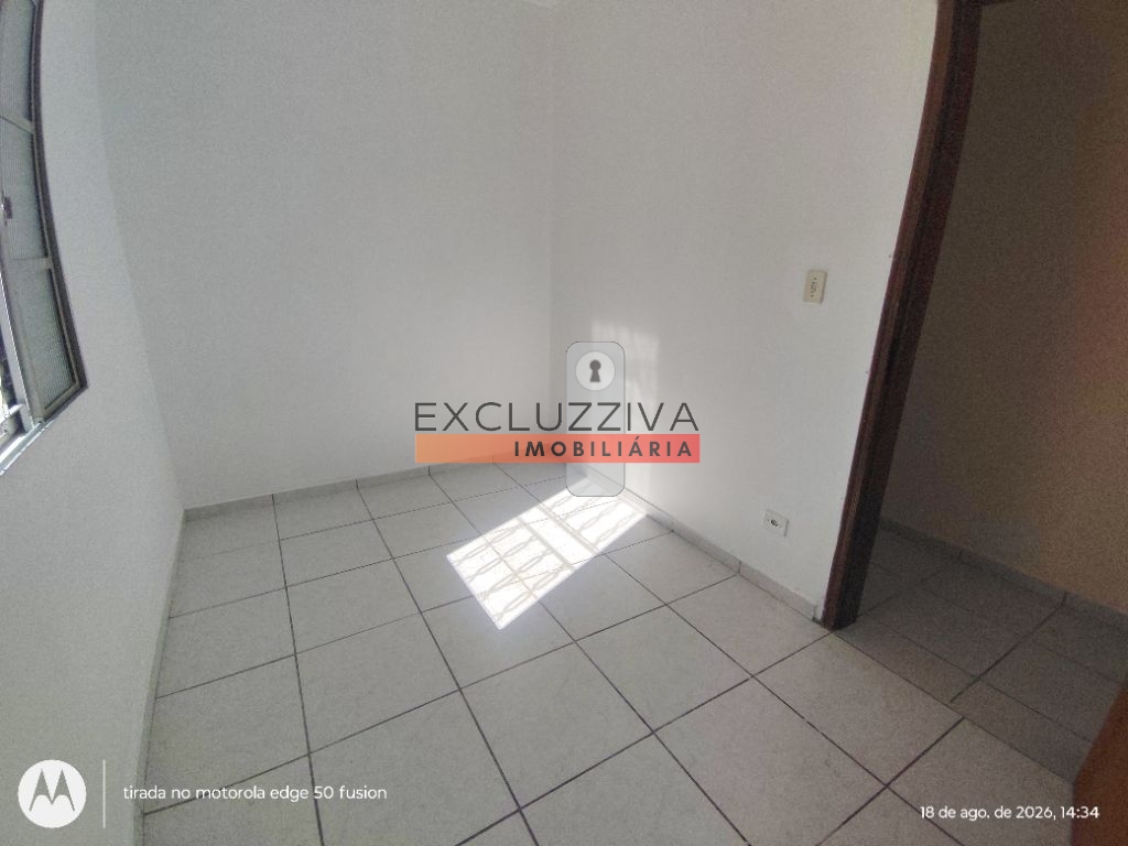 Casa Padrão à Venda no Jardim Independência em Taubaté