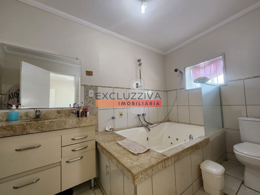 Casa Padrão à Venda no Jardim Independência em Taubaté