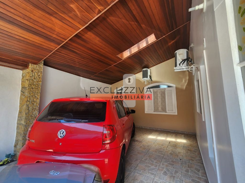 Casa Padrão à Venda no Jardim Independência em Taubaté
