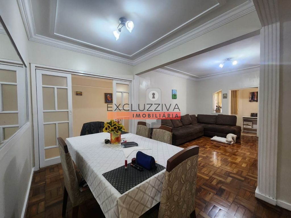Casa Padrão à Venda no Jardim Independência em Taubaté