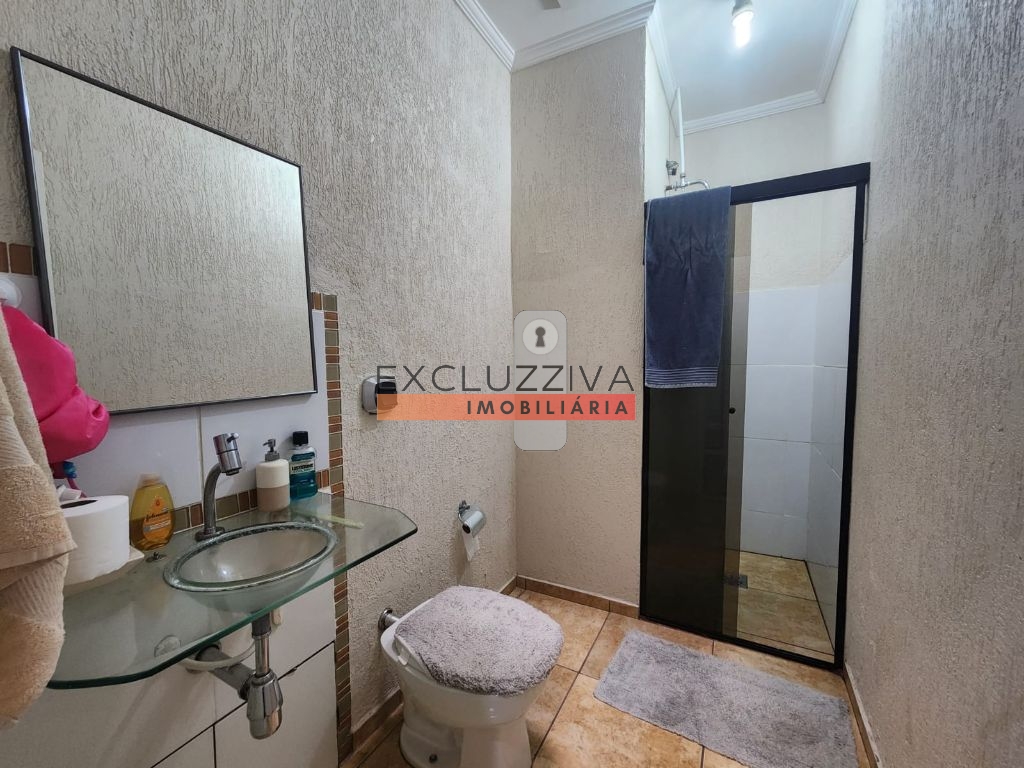Casa Padrão à Venda no Jardim Independência em Taubaté