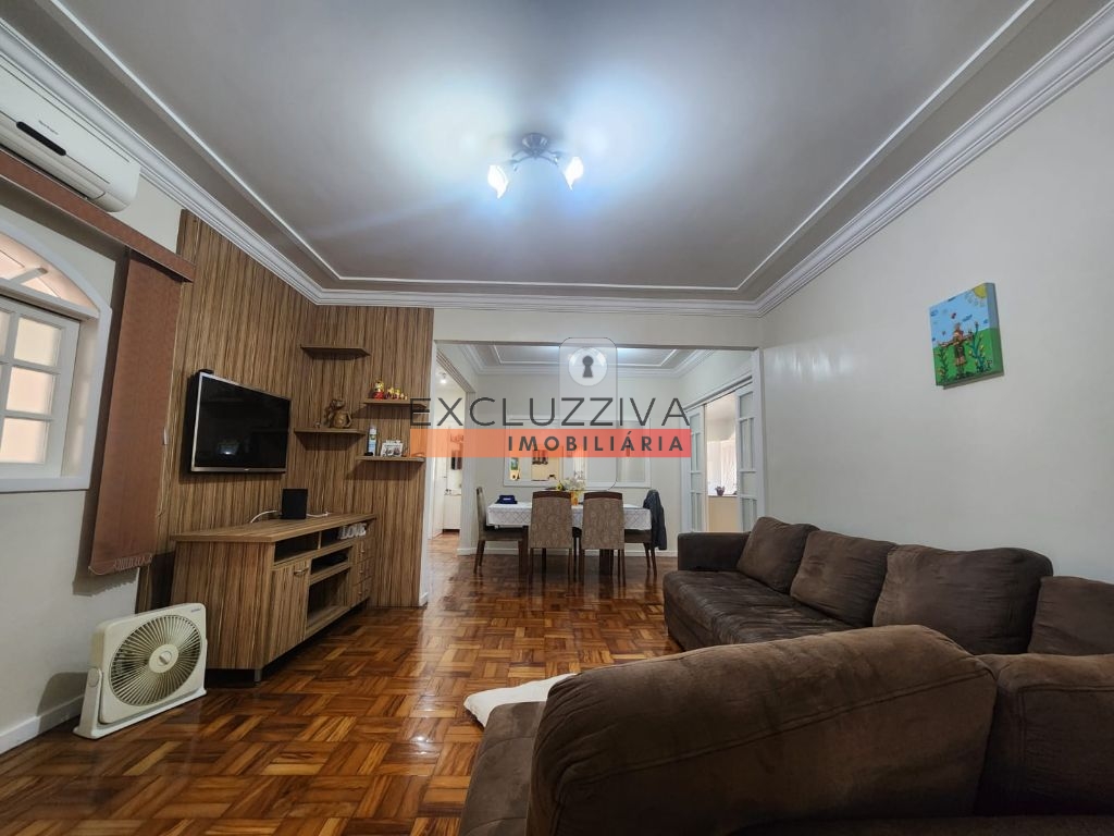 Casa Padrão à Venda no Jardim Independência em Taubaté