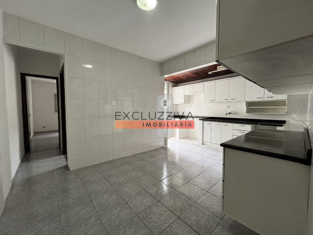Casa Padrão à Venda no Jardim Independência em Taubaté