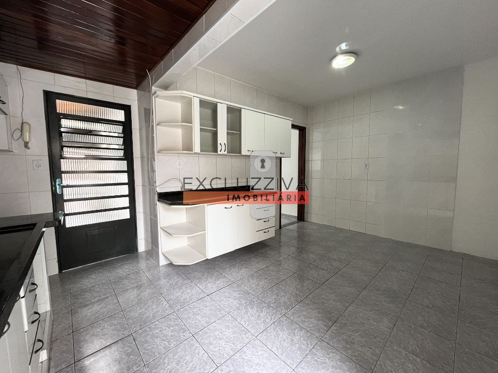 Casa Padrão à Venda no Jardim Independência em Taubaté