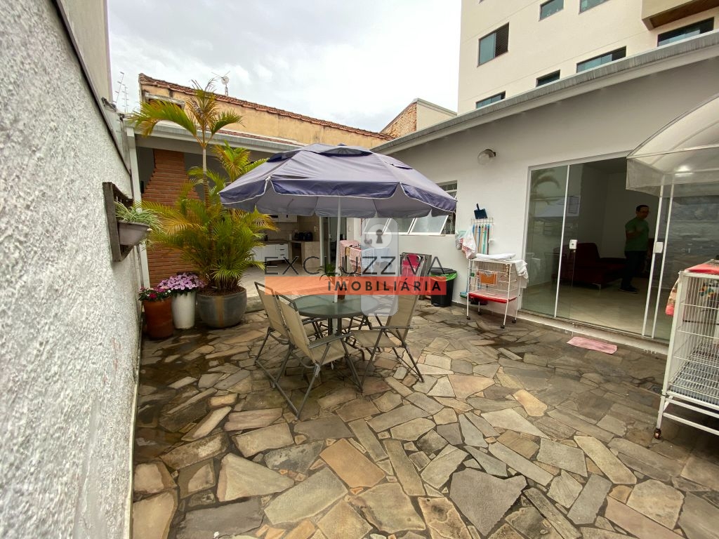 Casa Padrão à Venda no Jardim das Nações em Taubaté