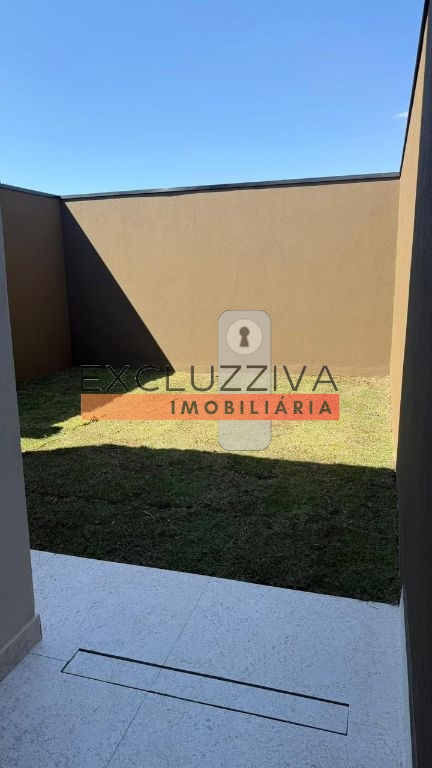 Casa Padrão à Venda no Residencial Antares em Taubaté