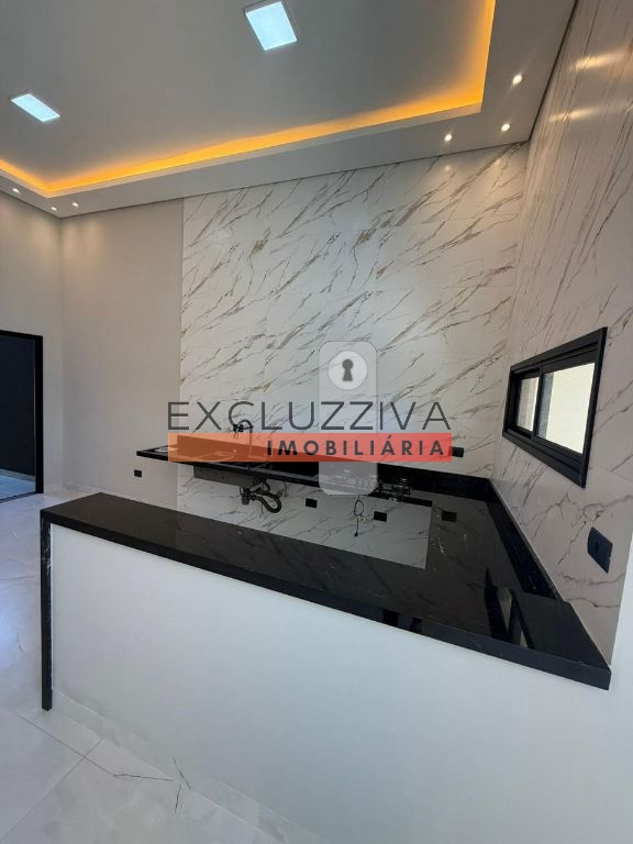 Casa Padrão à Venda no Residencial Antares em Taubaté