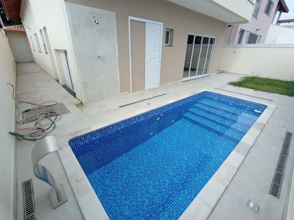 Venda de Casas / Padrão na cidade de Tremembé