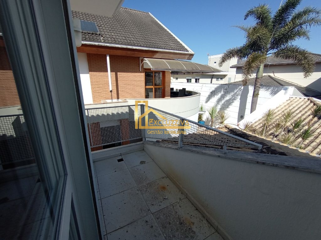 Venda de Casas / Sobrado Condomínio na cidade de Taubaté