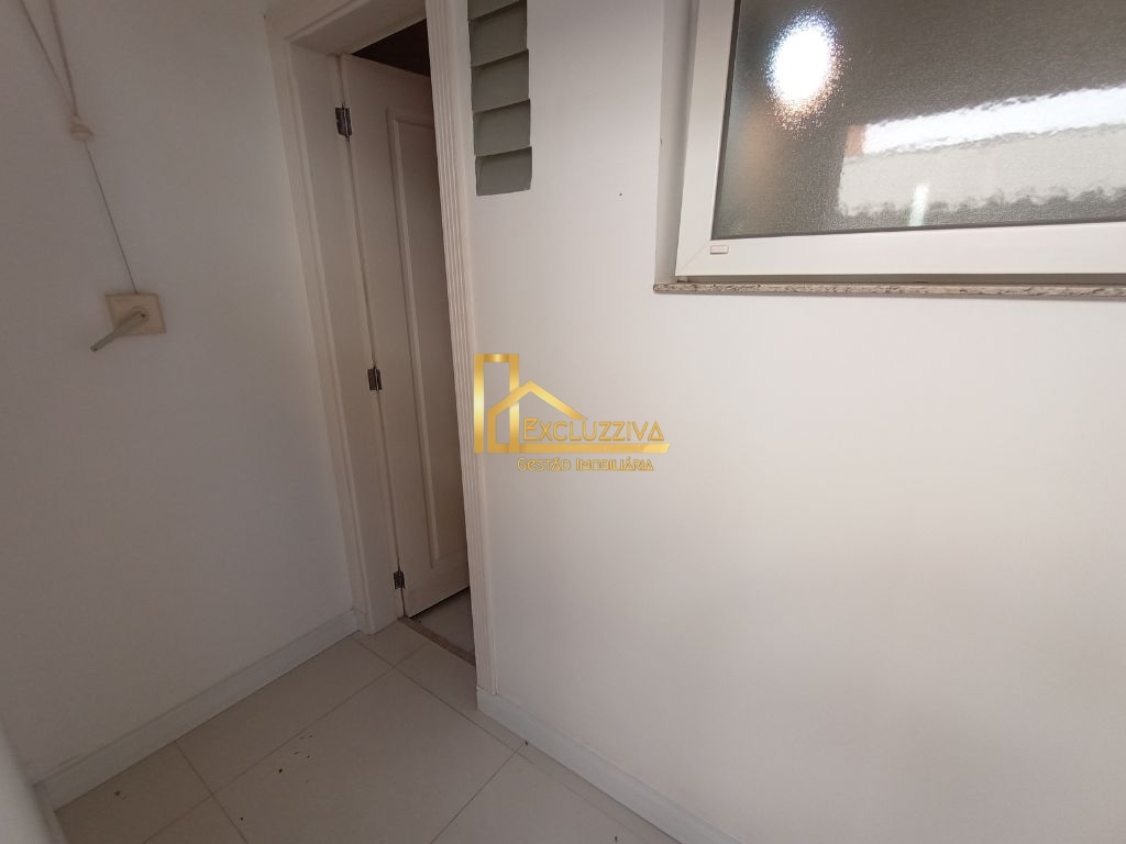 Venda de Casas / Sobrado Condomínio na cidade de Taubaté