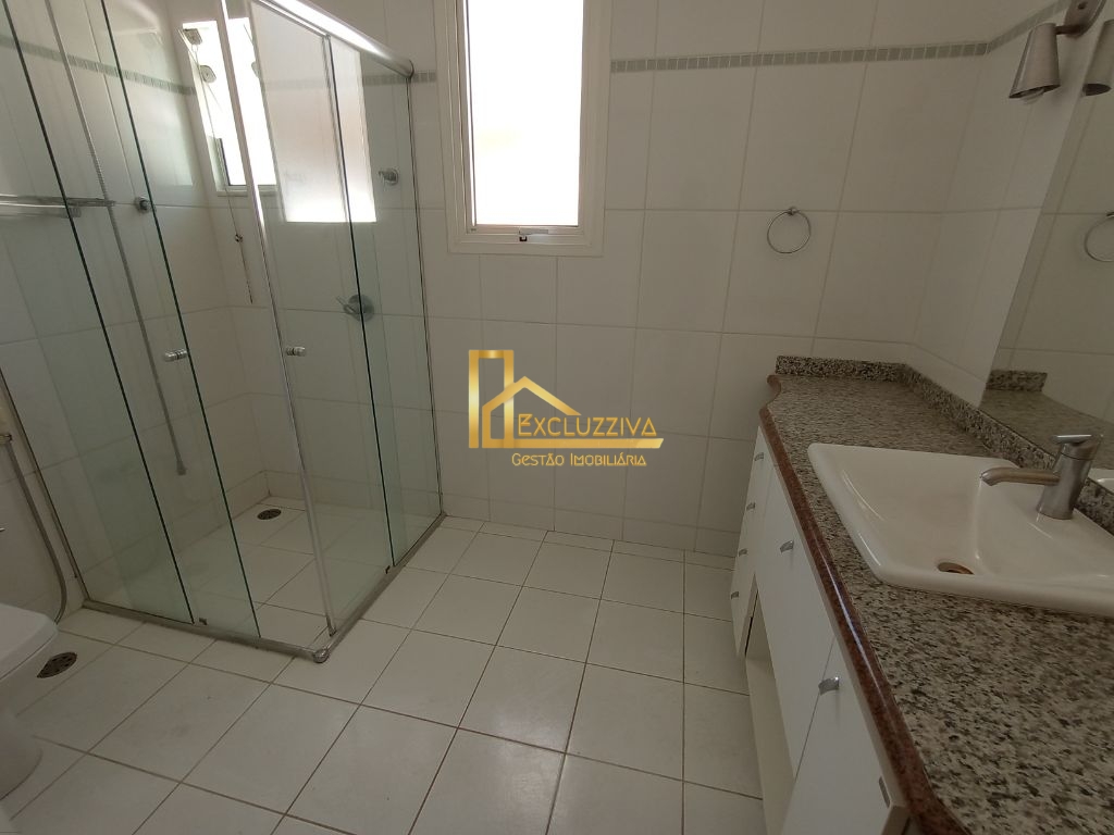 Venda de Casas / Sobrado Condomínio na cidade de Taubaté