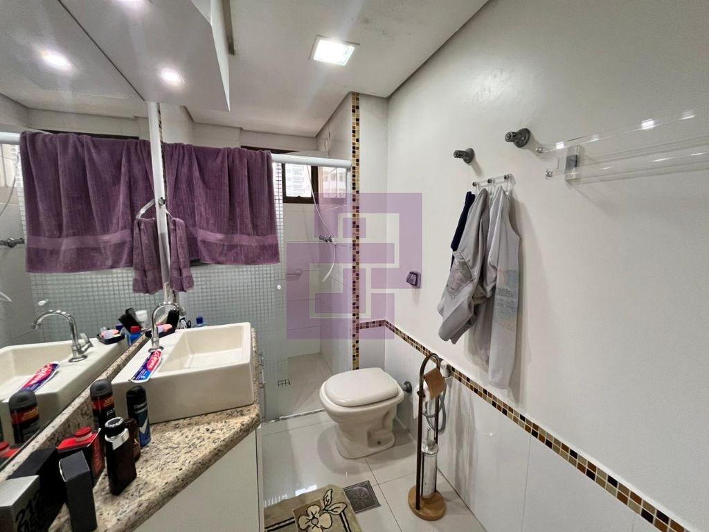 Aluguel de apartamentos padrão em Pitangueiras, Guarujá!