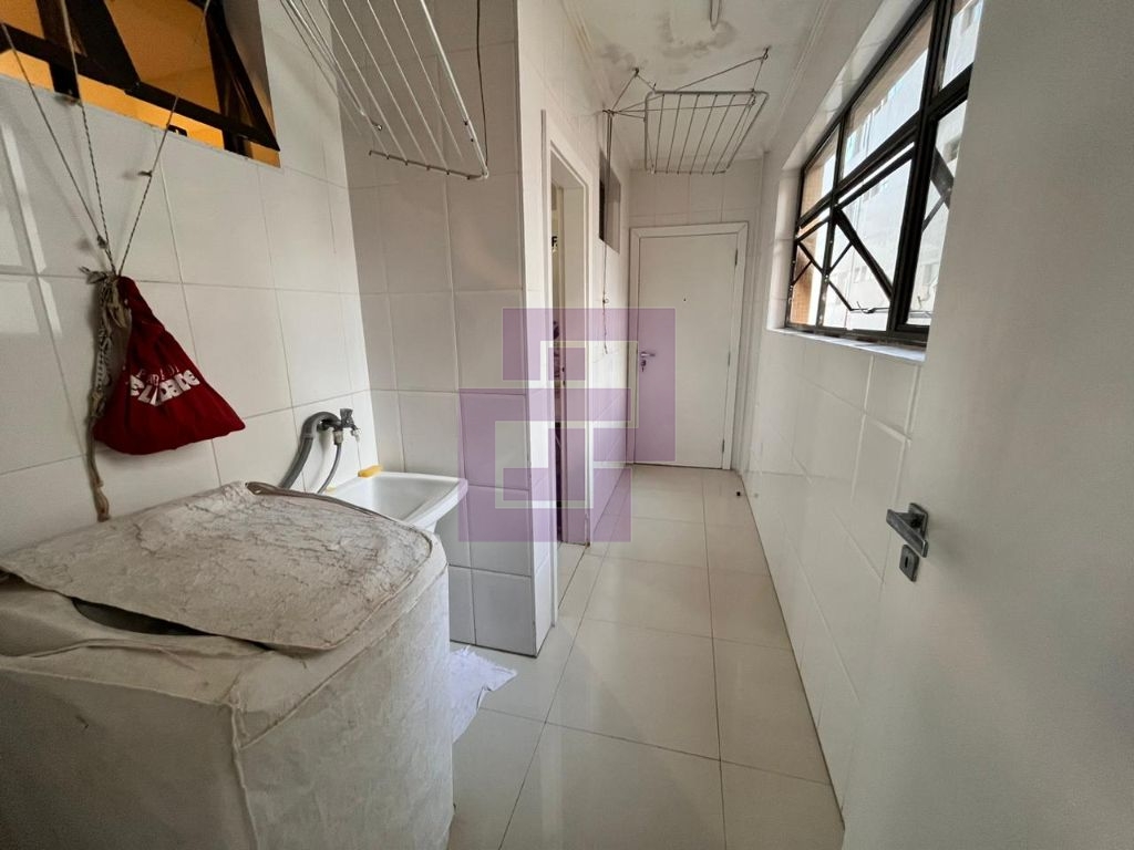 Aluguel de apartamentos padrão em Pitangueiras, Guarujá!