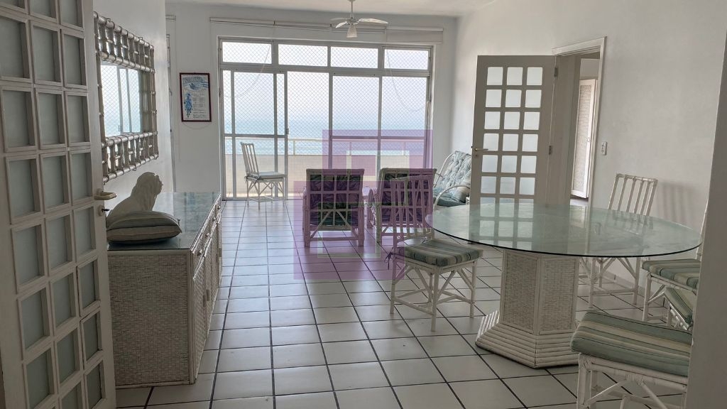 Venda de apartamentos / padrão na cidade de guarujá