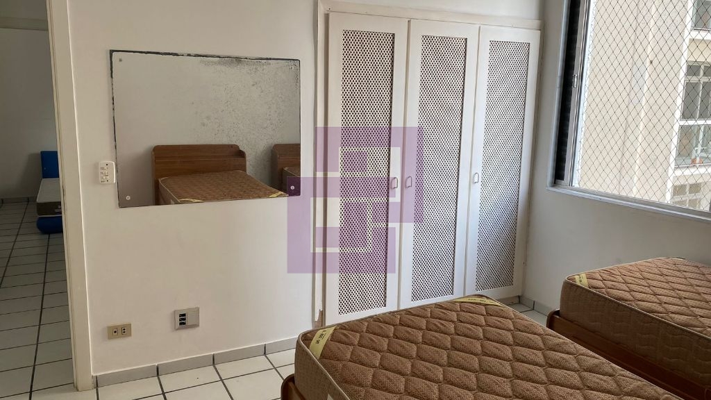 Venda de apartamentos / padrão na cidade de guarujá