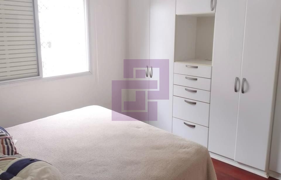 Locação de Apartamentos / Padrão na cidade de Guarujá