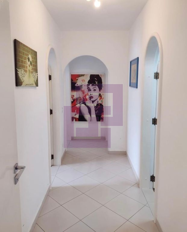 Locação de Apartamentos / Padrão na cidade de Guarujá