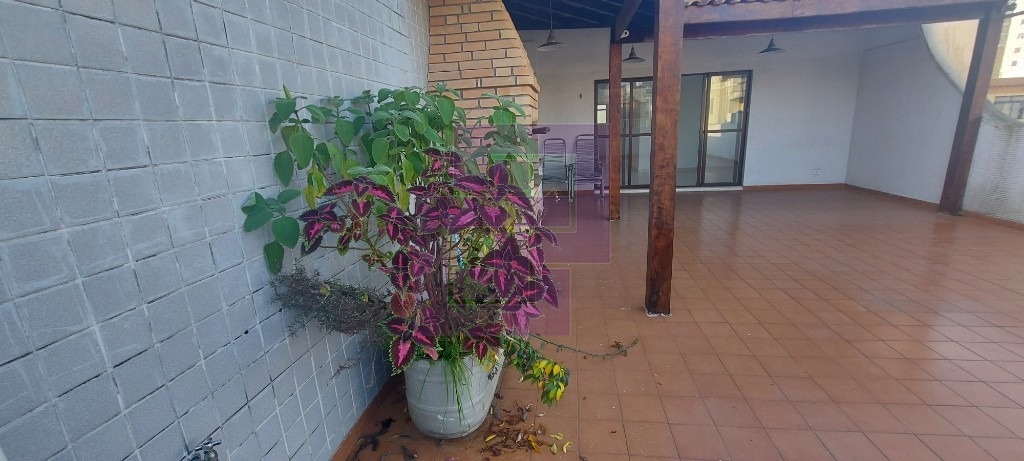 Venda de Apartamentos / Cobertura na cidade de Guarujá