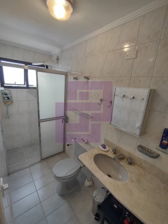 Venda de apartamentos / padrão na cidade de guarujá