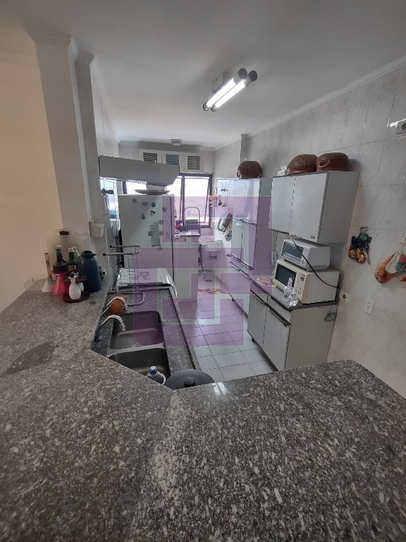 Venda de apartamentos / padrão na cidade de guarujá