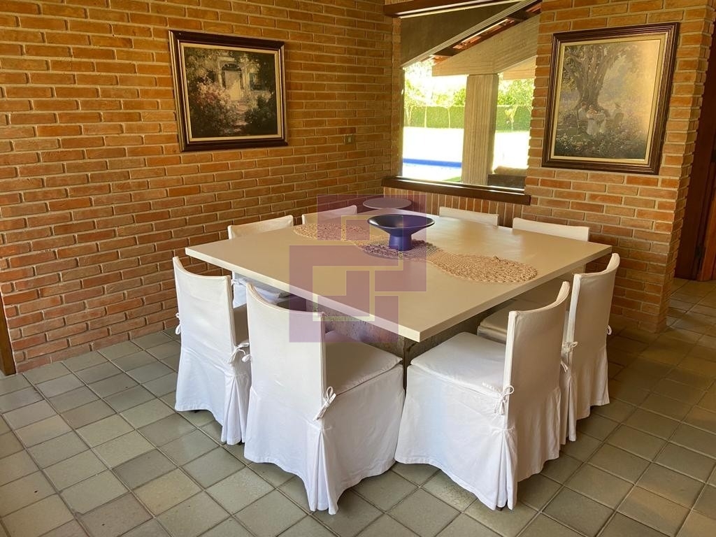 Bela casa em condominio fechado!