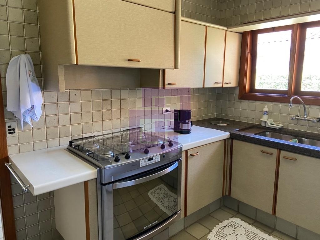 Bela casa em condominio fechado!