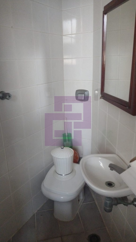 Venda de Apartamentos / Padrão na cidade de Guarujá